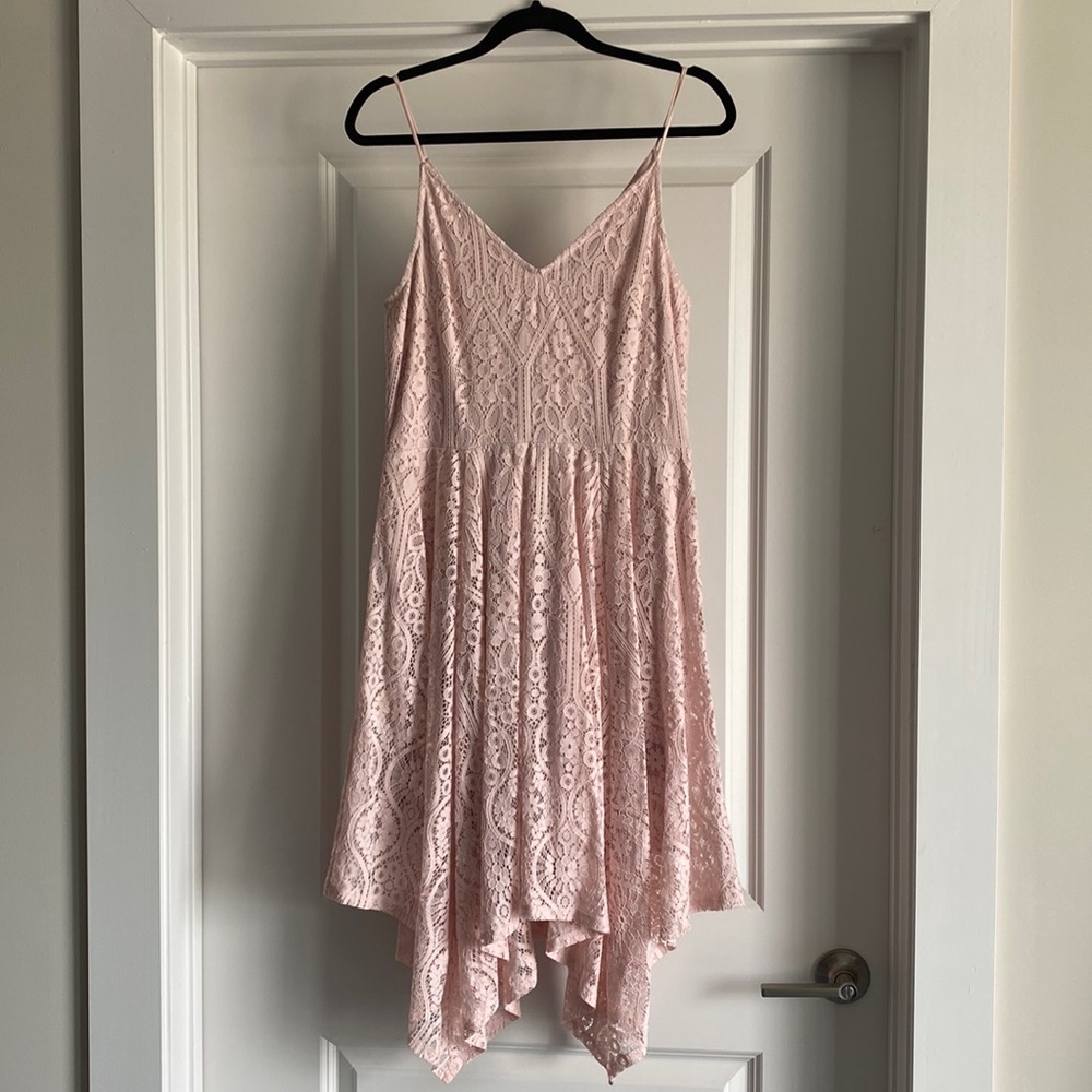Express Pink Lace Spaghetti Strap Dress. Size 10.